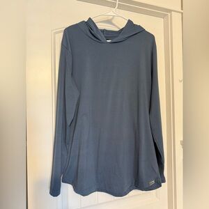 CUTS Long Sleeve Hooded Curve-Hem Size XL